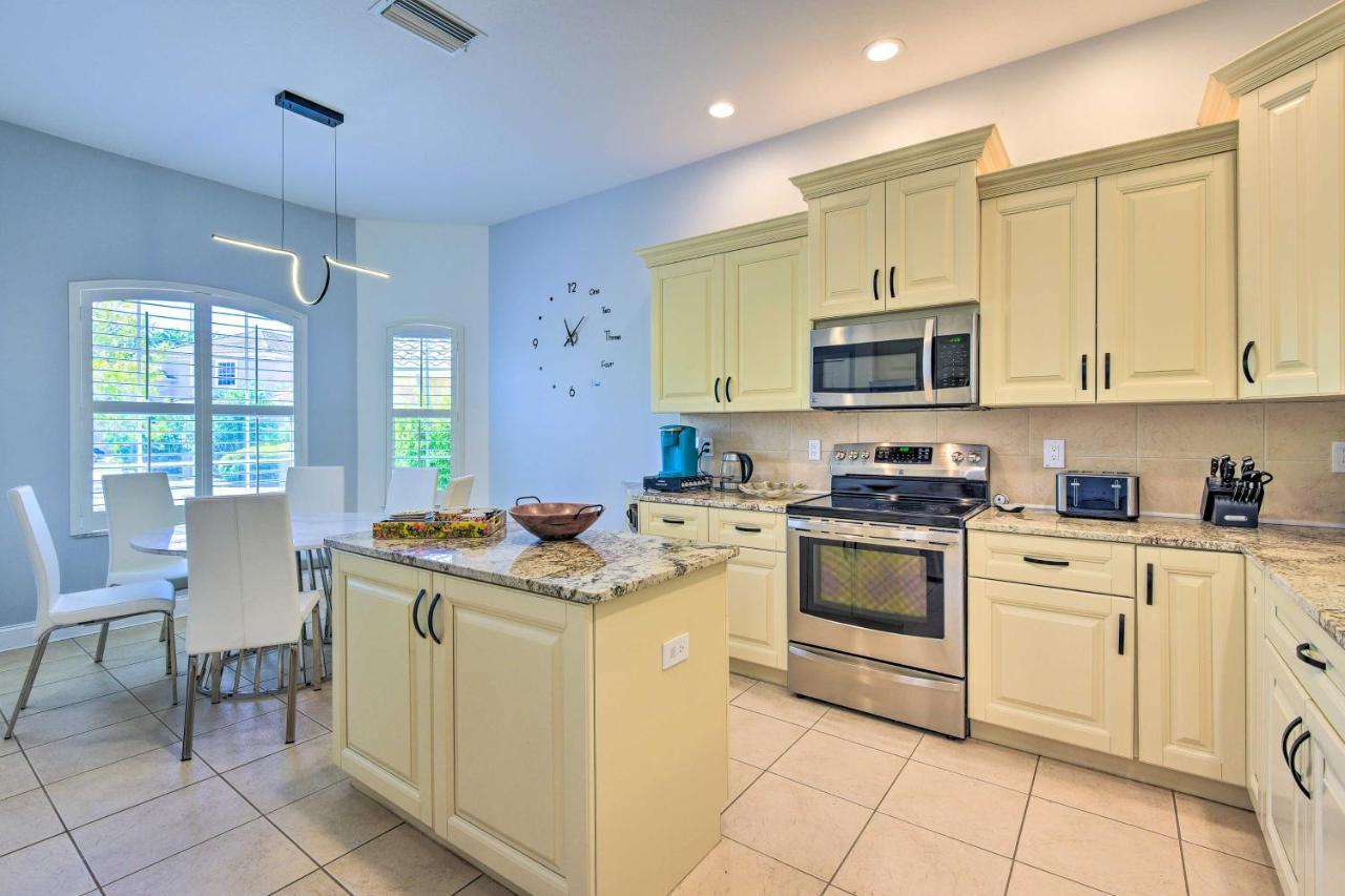 Sun-Soaked Sarasota Oasis With Pool And Hot Tub!别墅 外观 照片