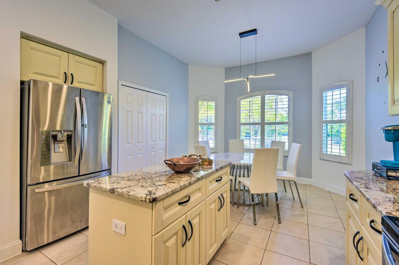 Sun-Soaked Sarasota Oasis With Pool And Hot Tub!别墅 外观 照片