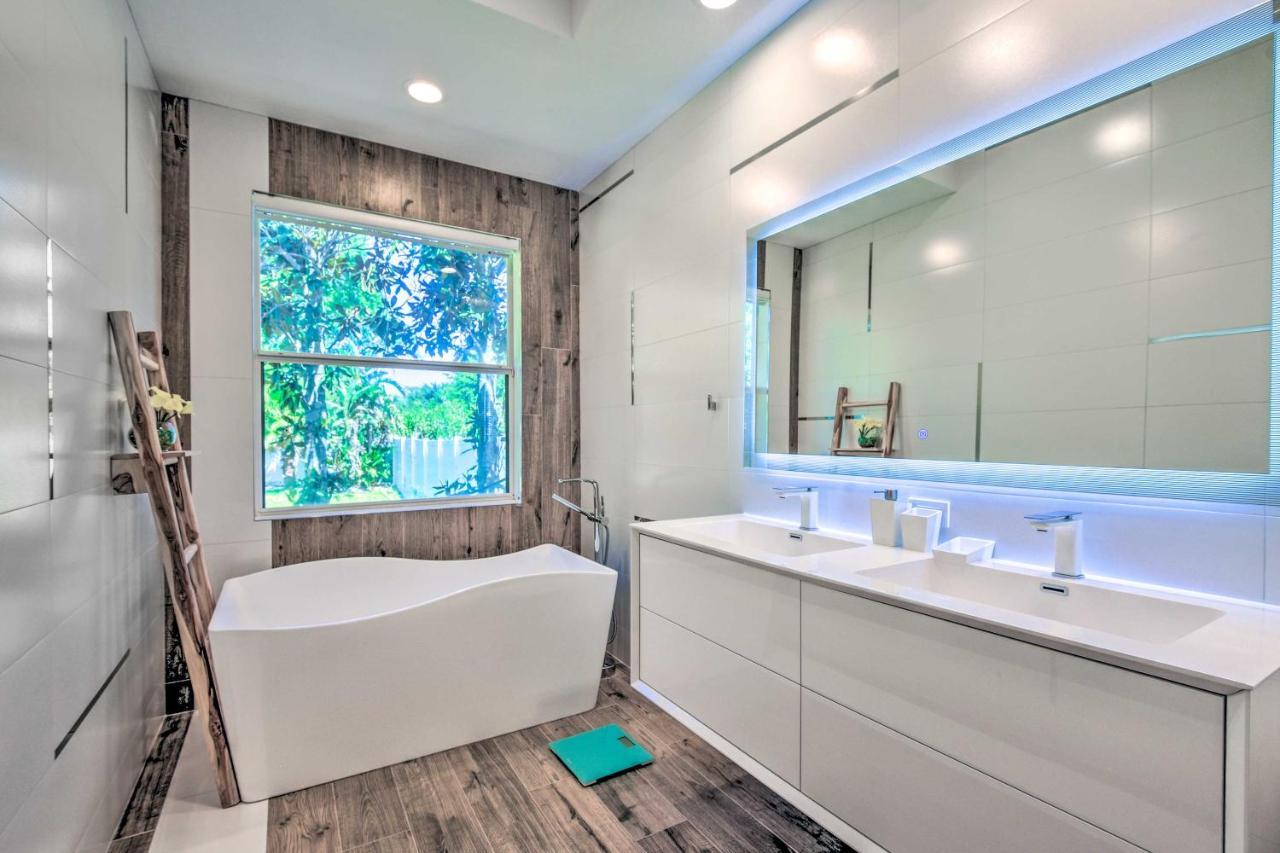 Sun-Soaked Sarasota Oasis With Pool And Hot Tub!别墅 外观 照片
